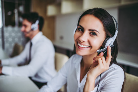 Travel call center professional
